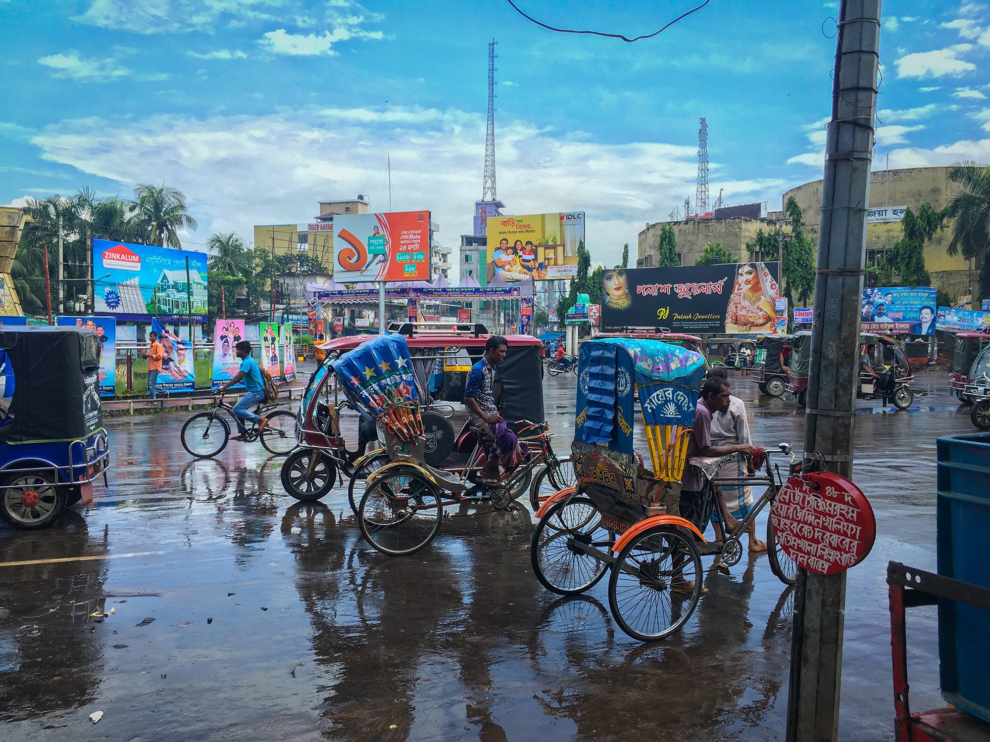 Cykeltaxaer i Bangladesh